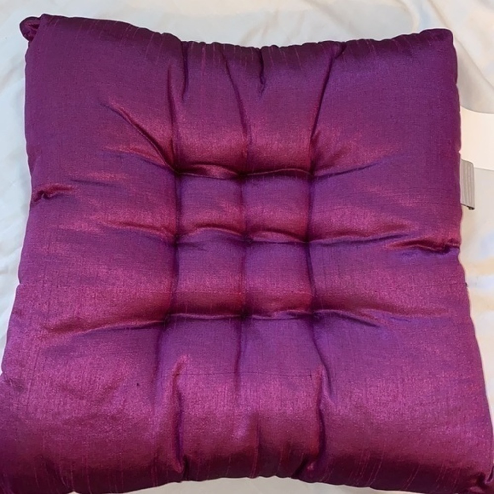 Home decor luxury pillows Java Pillows by Taj Hotel design - Picture 7 of 8